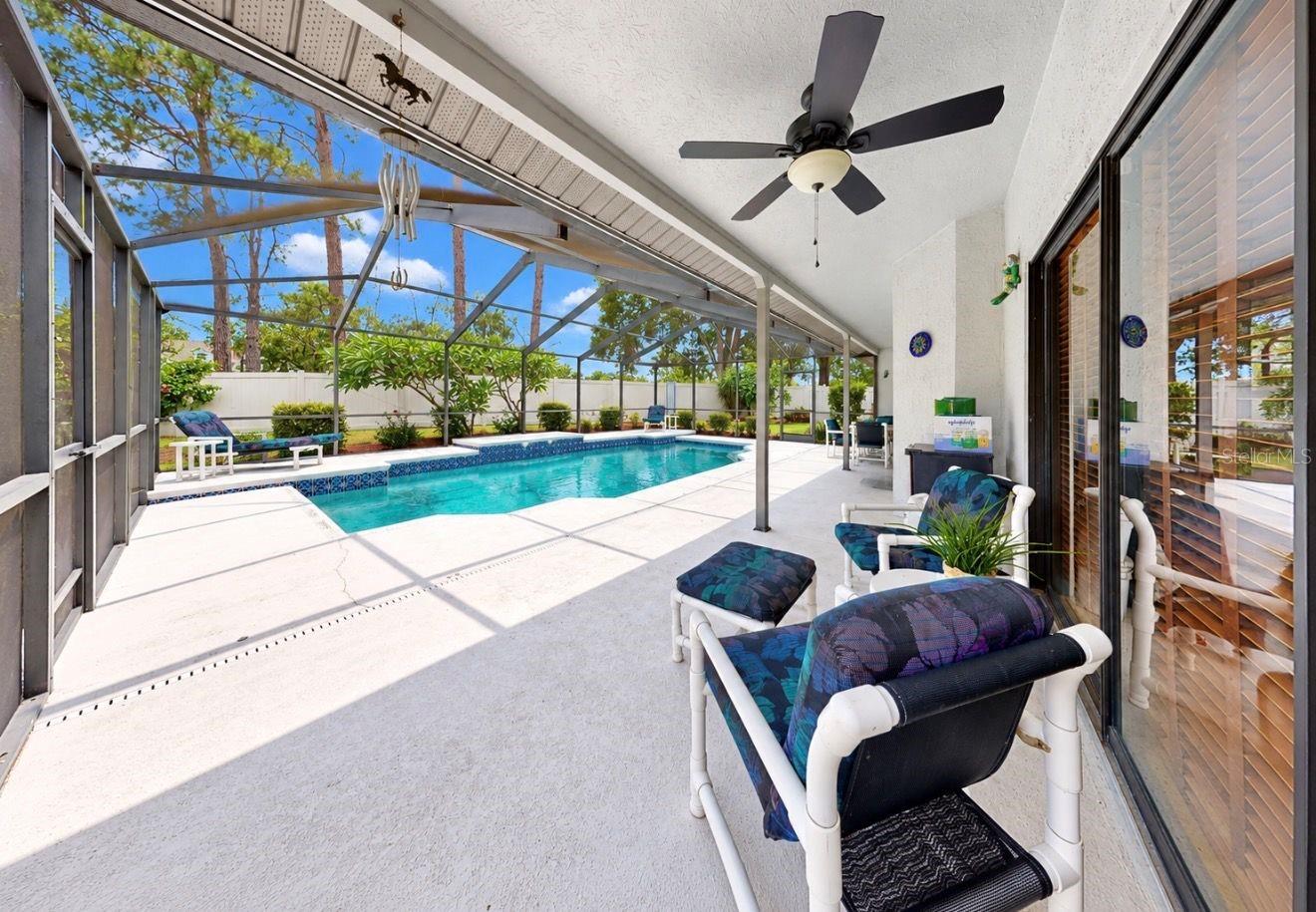 2216 LAKE BAY WAY