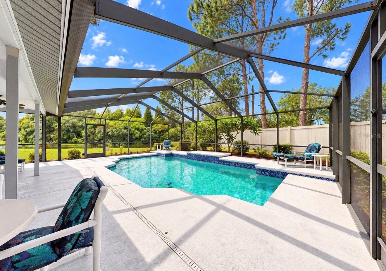 2216 LAKE BAY WAY