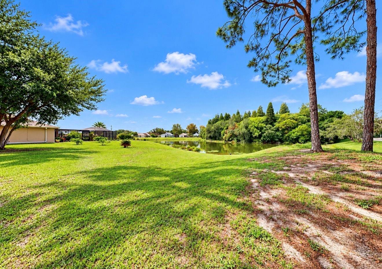 2216 LAKE BAY WAY