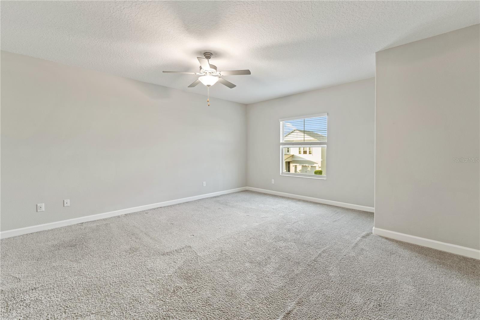3123 HILLIARD DR