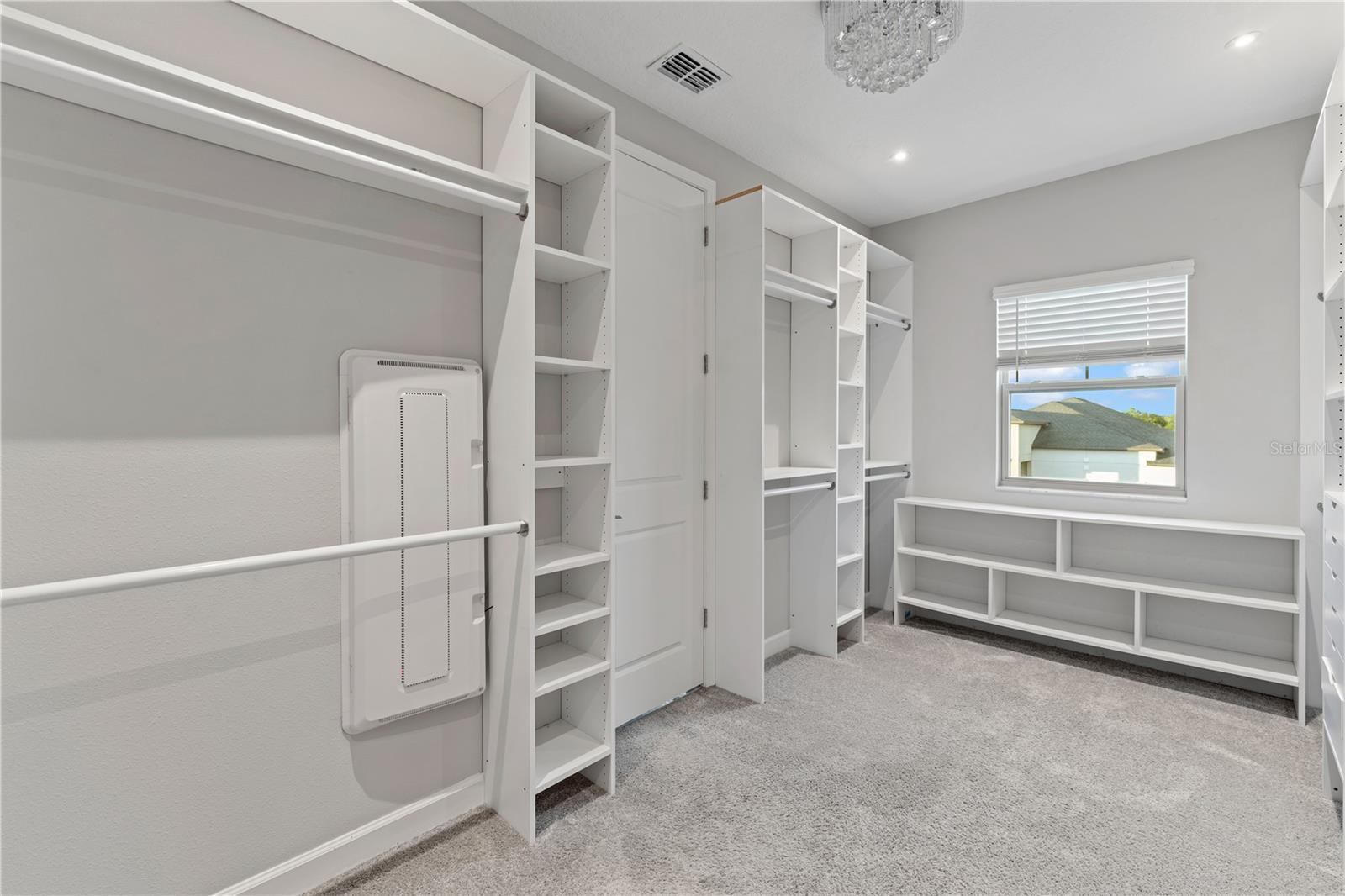 3123 HILLIARD DR
