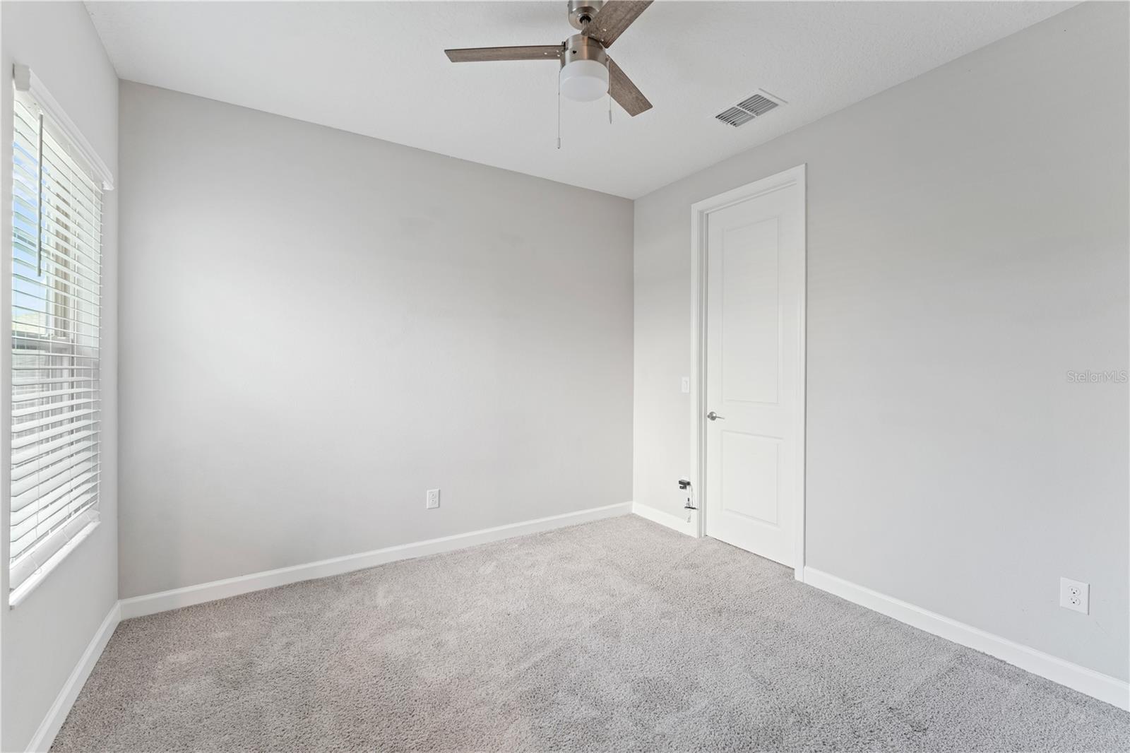 3123 HILLIARD DR
