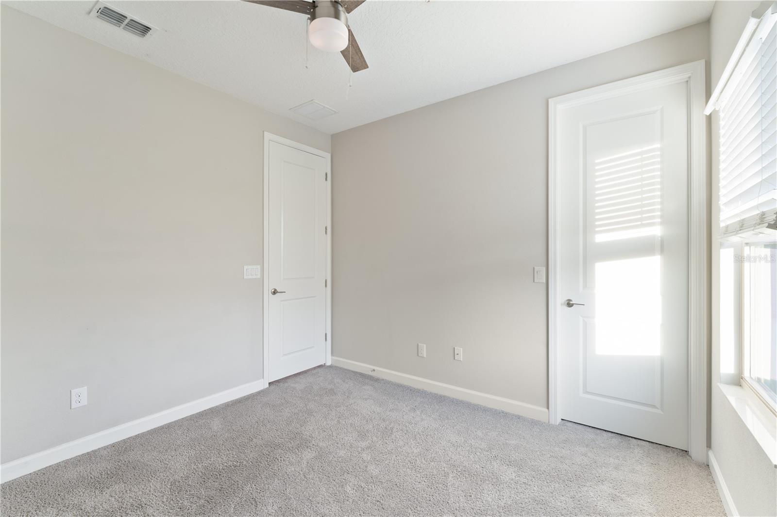 3123 HILLIARD DR