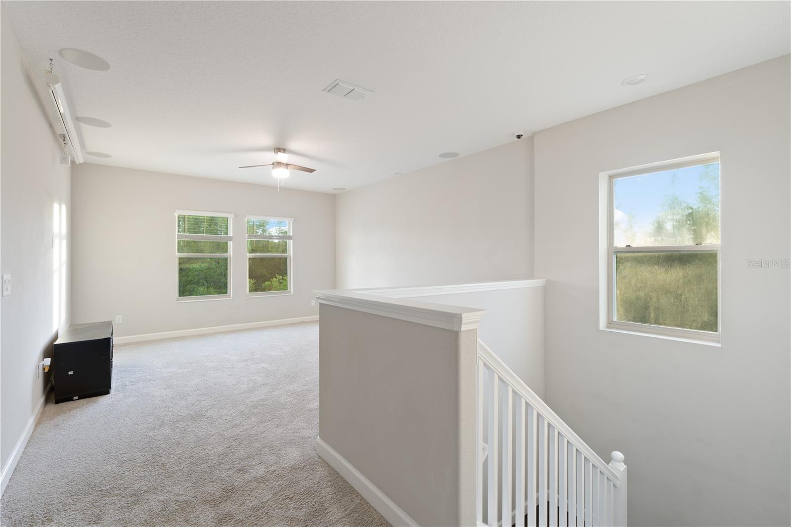 3123 HILLIARD DR