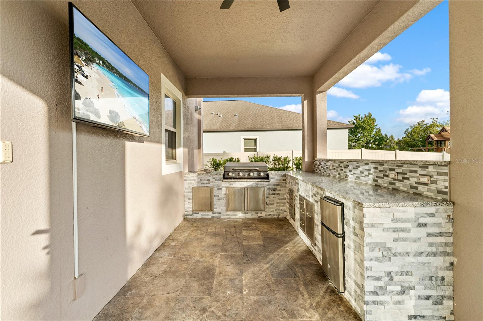 3123 HILLIARD DR