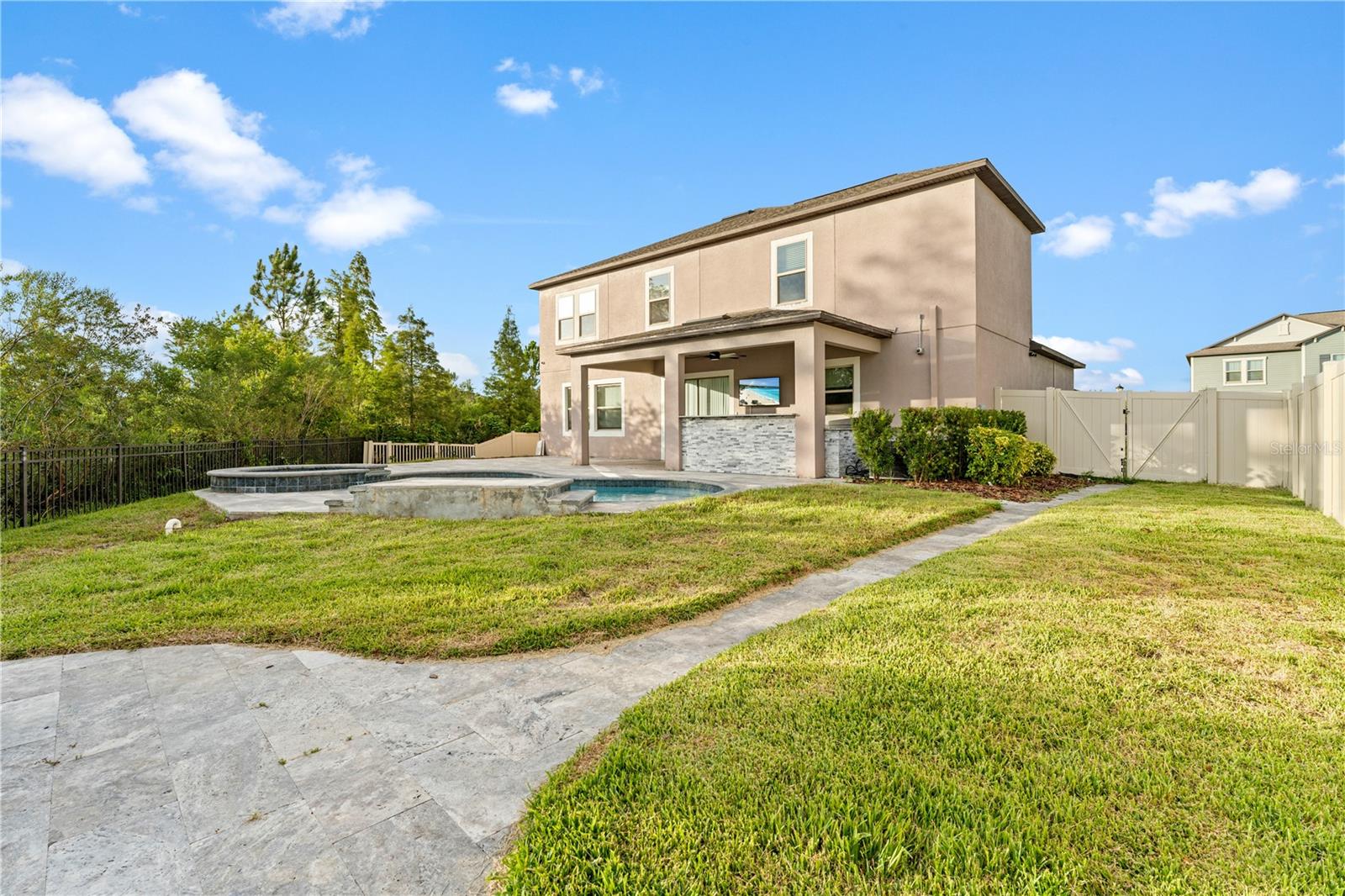 3123 HILLIARD DR