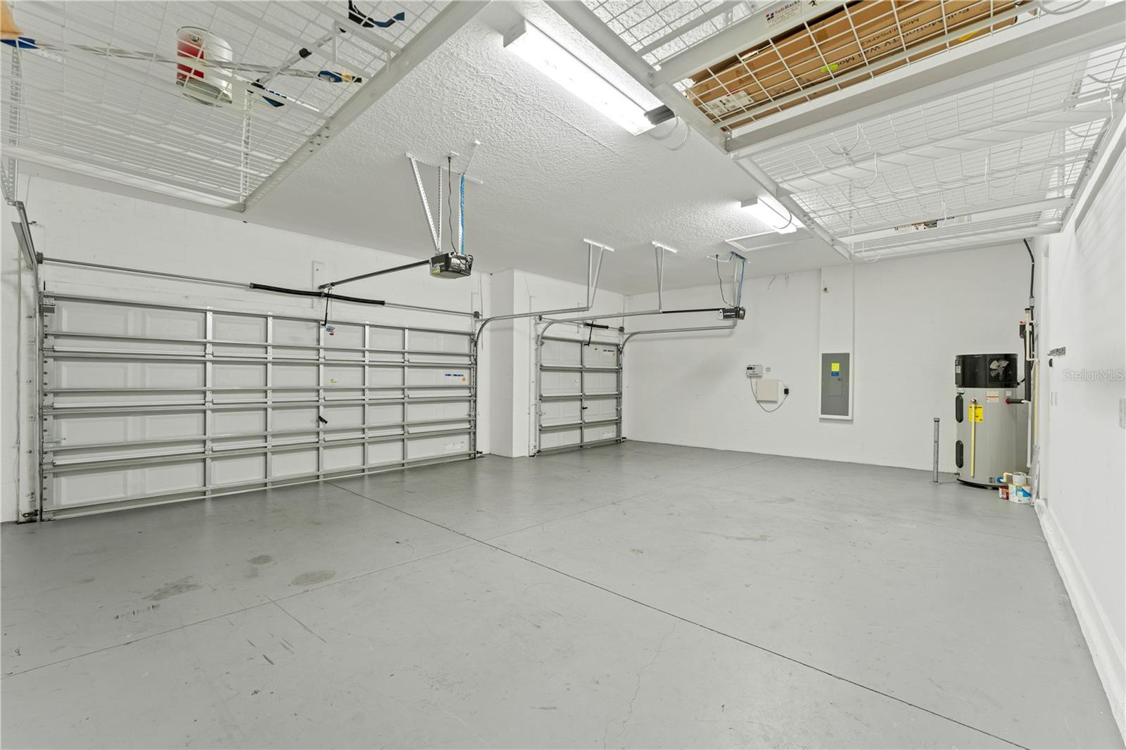 3123 HILLIARD DR