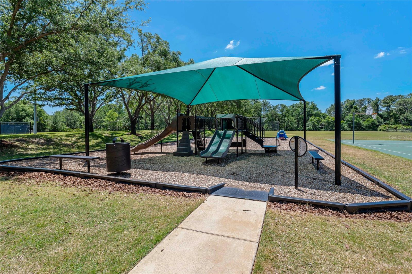 19149 DOVE CREEK DR