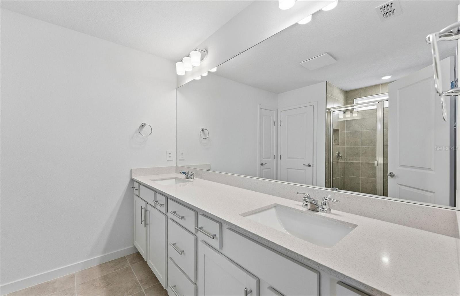 11133 SYCAMORE GLEN LOOP