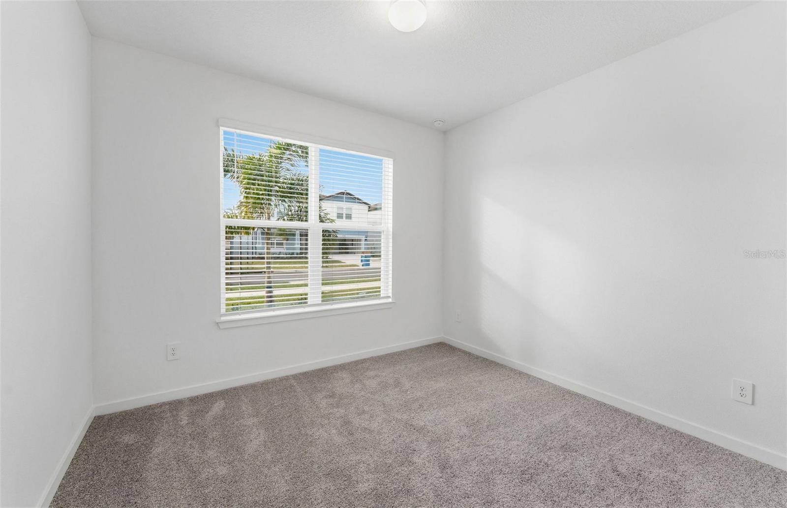 11133 SYCAMORE GLEN LOOP