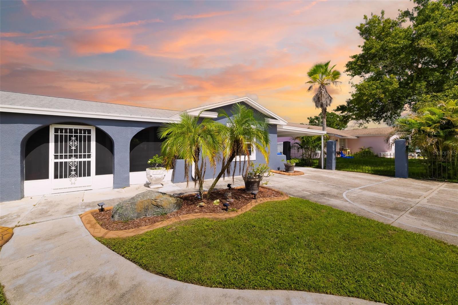 6012 Francis Dr, Apollo Beach