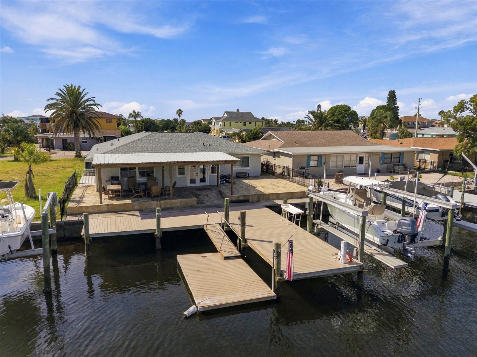 6027 BEVERLY DR