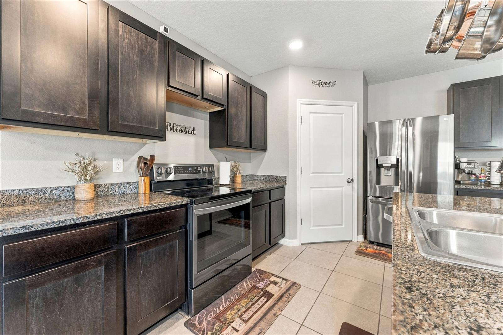 506 DIAMOND RIDGE RD