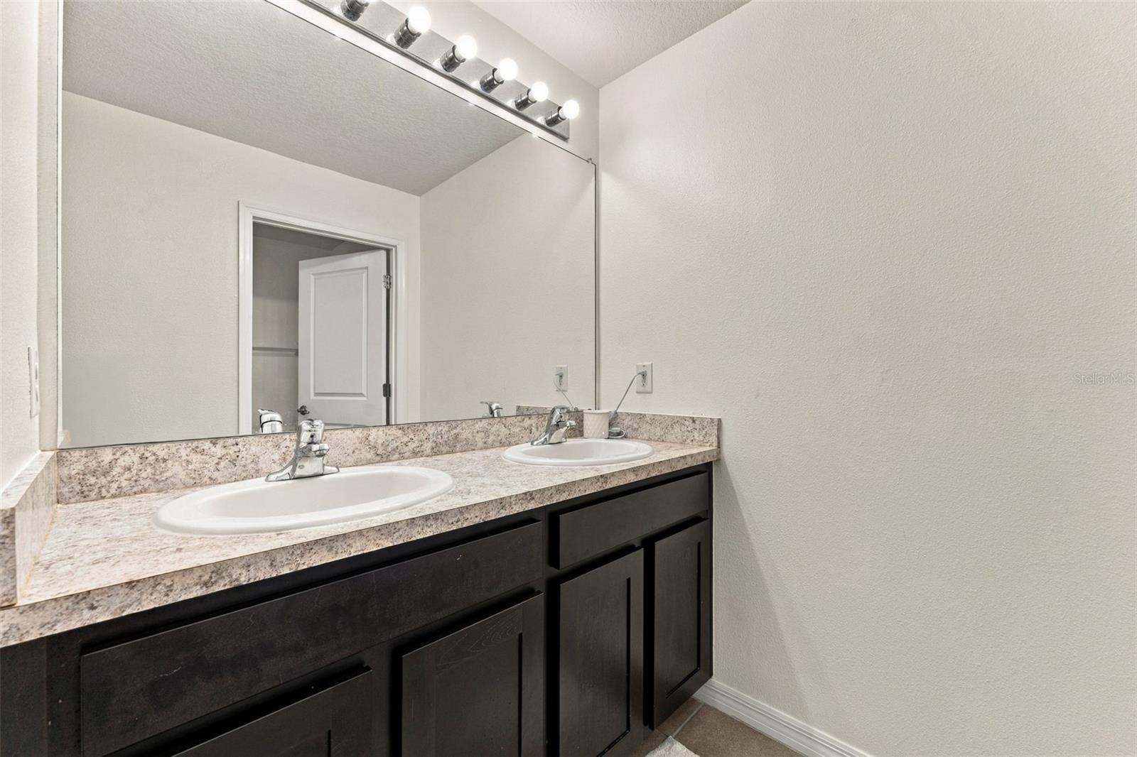506 DIAMOND RIDGE RD