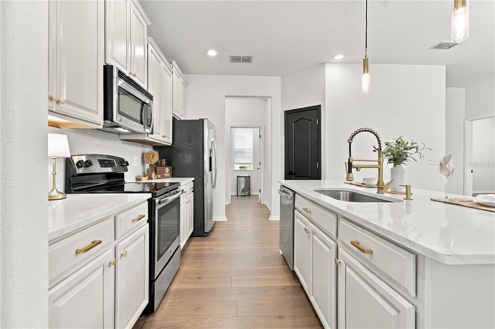 18928 HAMPSTEAD HEATH CT