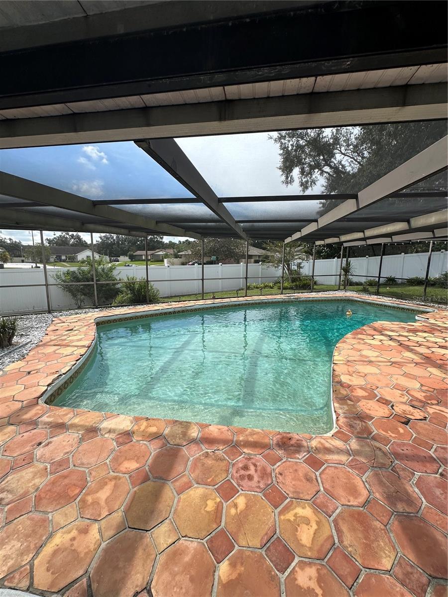 1818 ORANGE HILL DR
