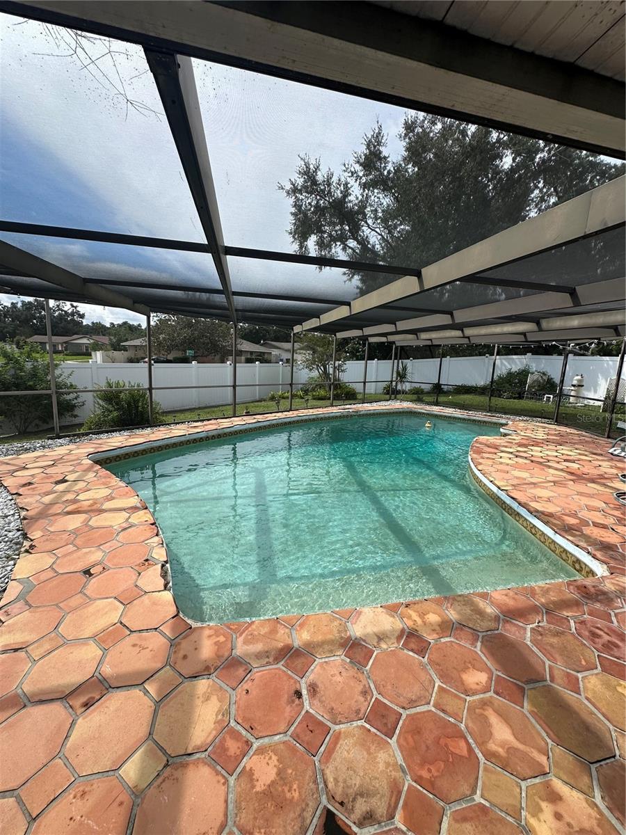 1818 ORANGE HILL DR
