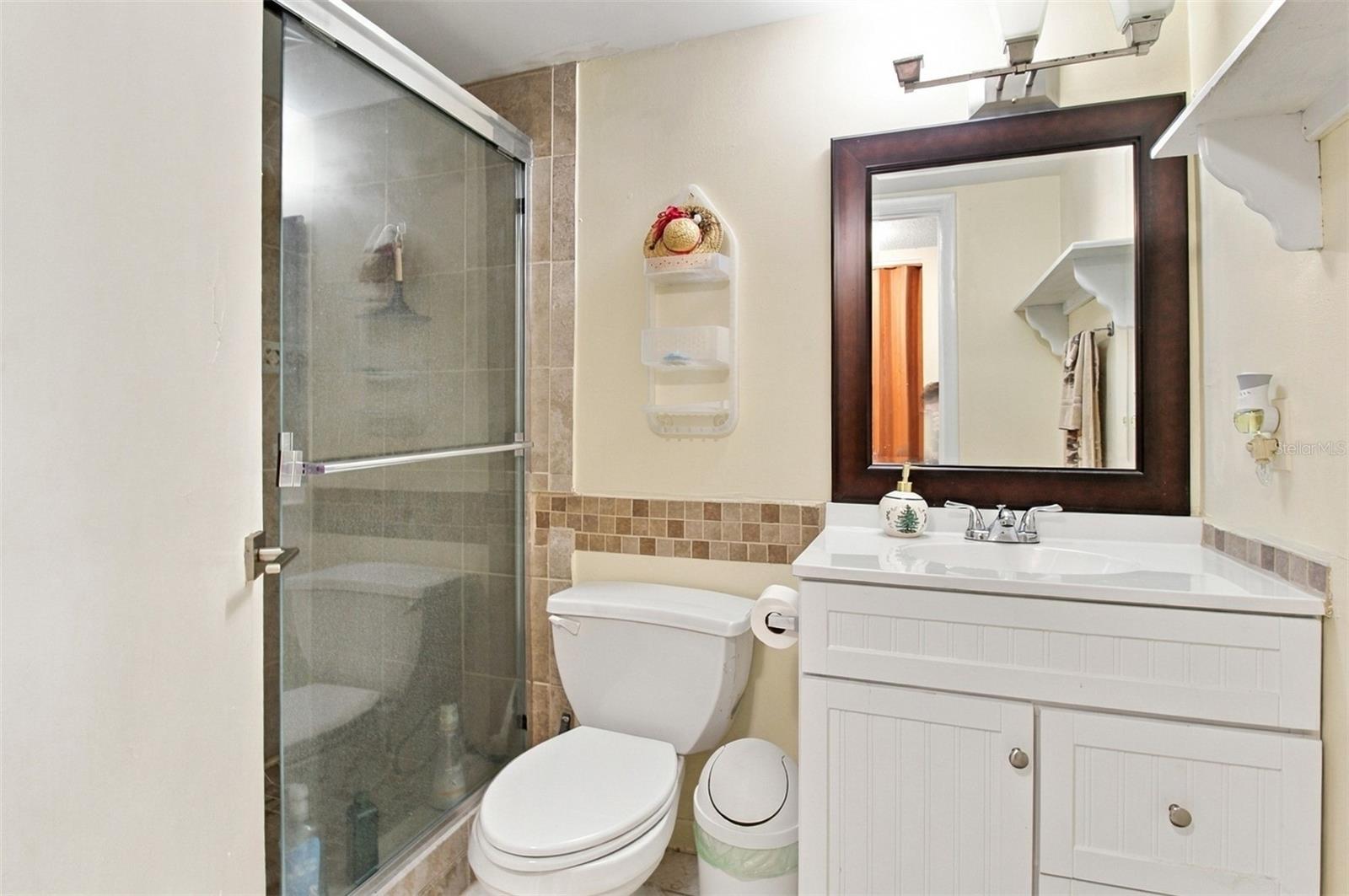 6308 NEWTOWN CIR #8B5