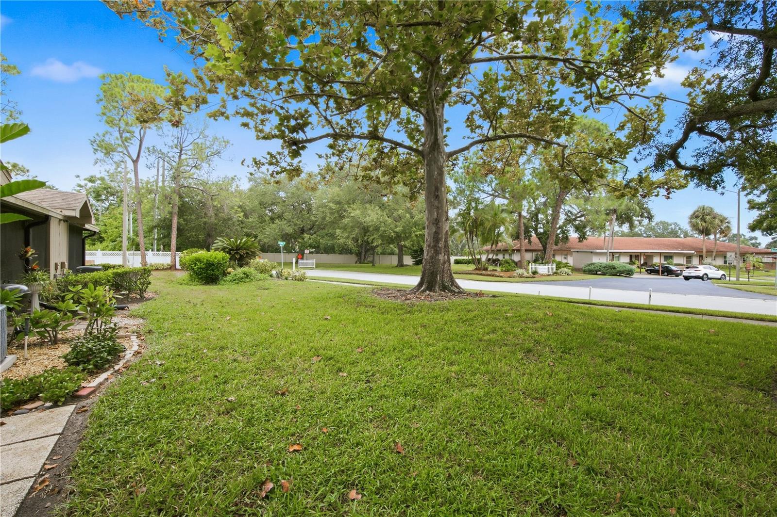 1104 TARRIDON CT