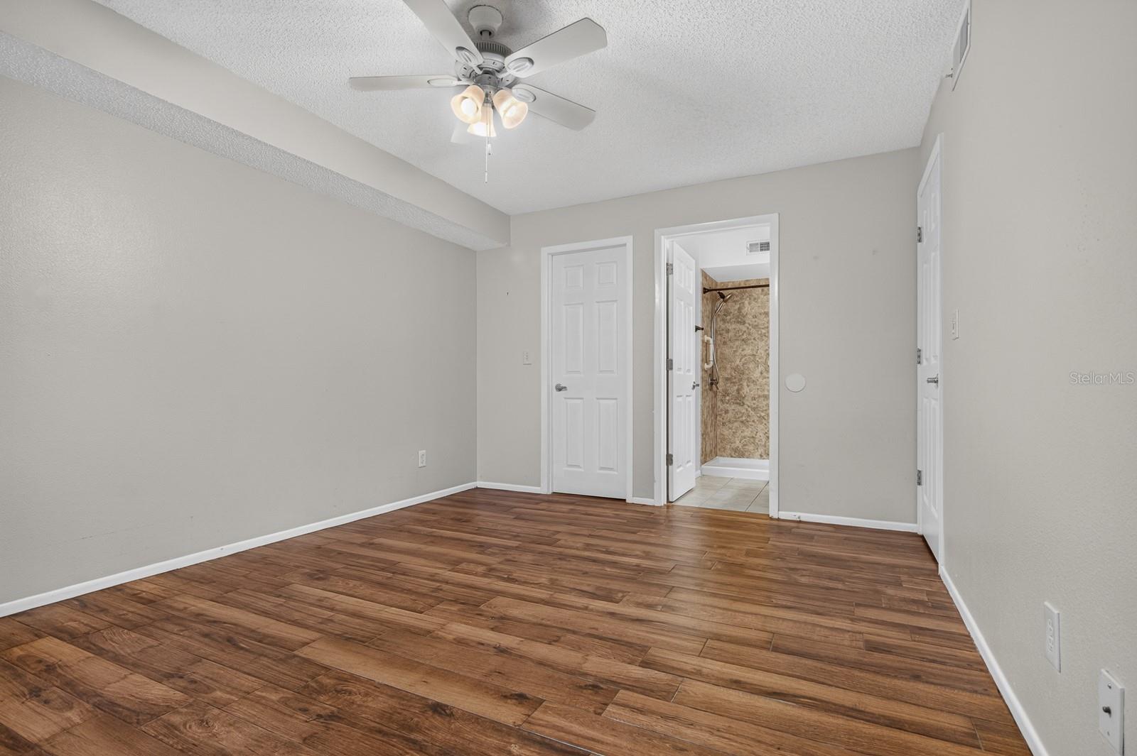 2998 BONAVENTURE CIR #104