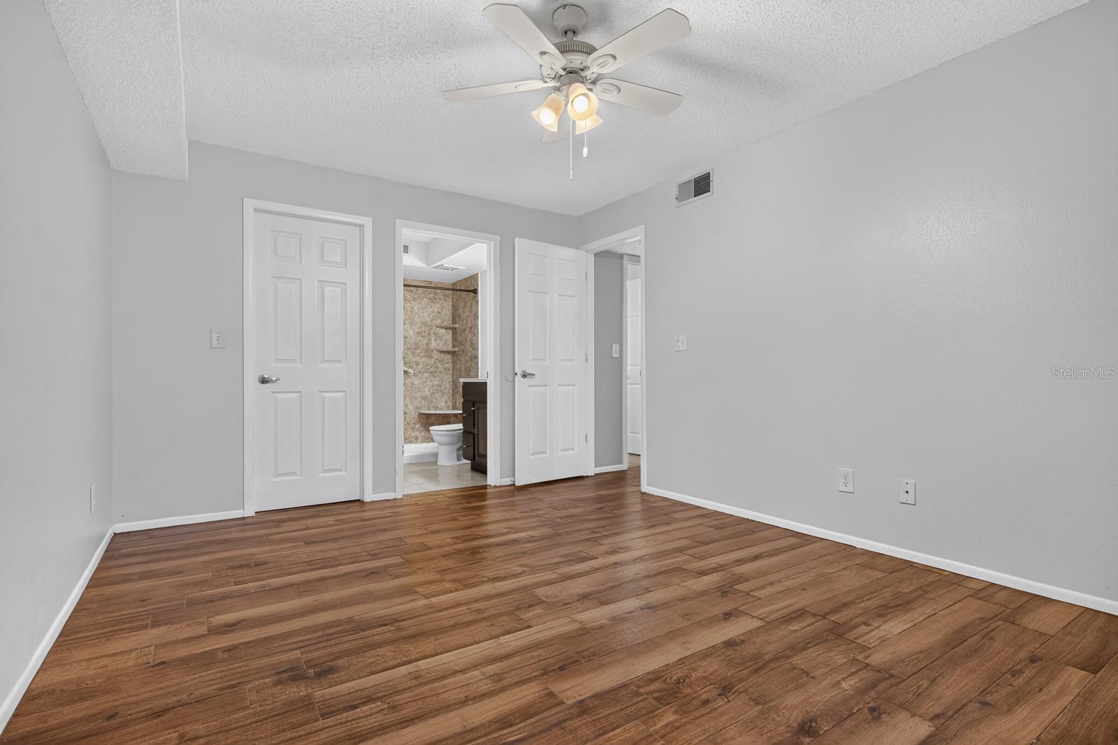 2998 BONAVENTURE CIR #104