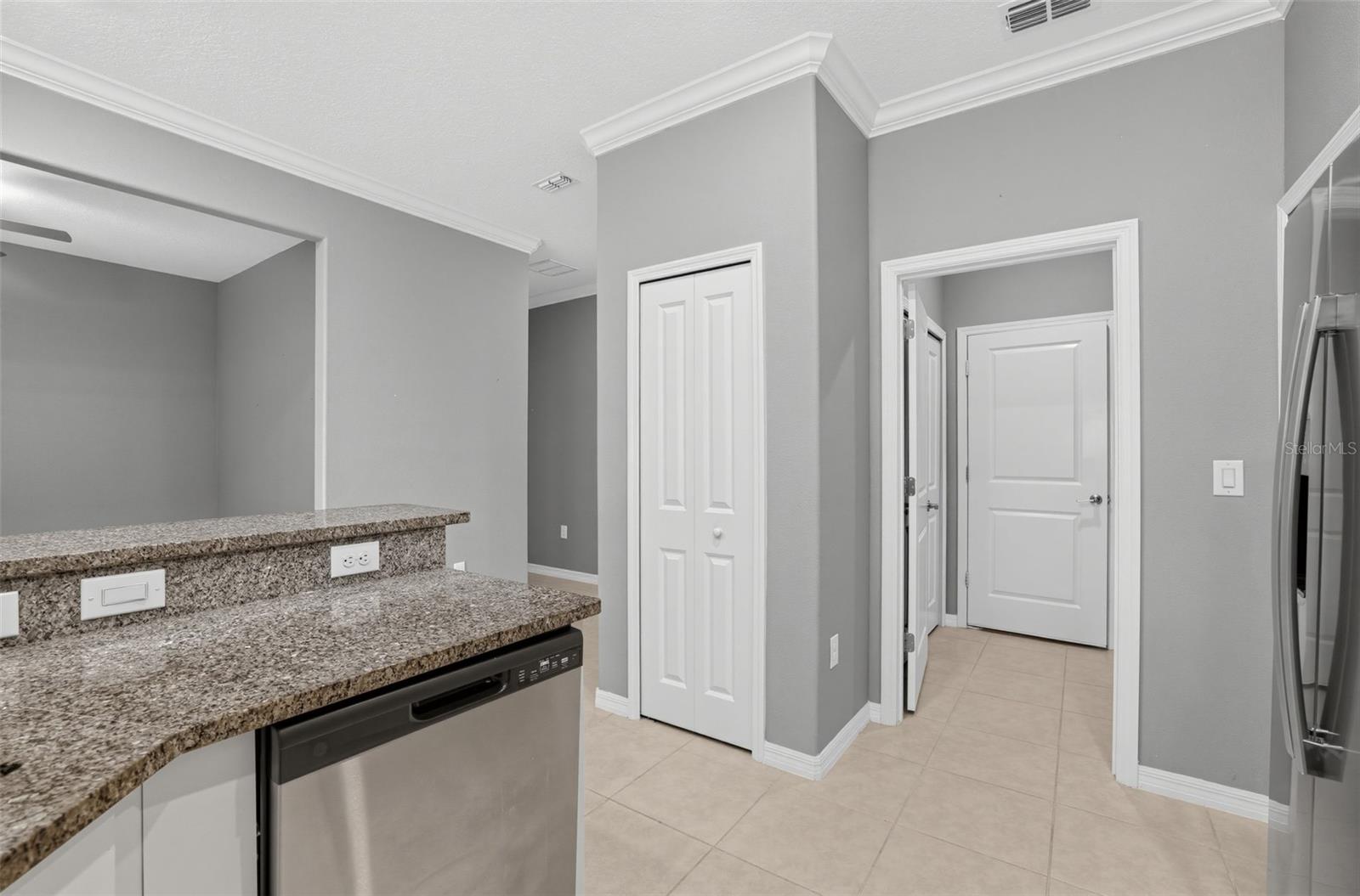 6743 RIPPLE POND LOOP