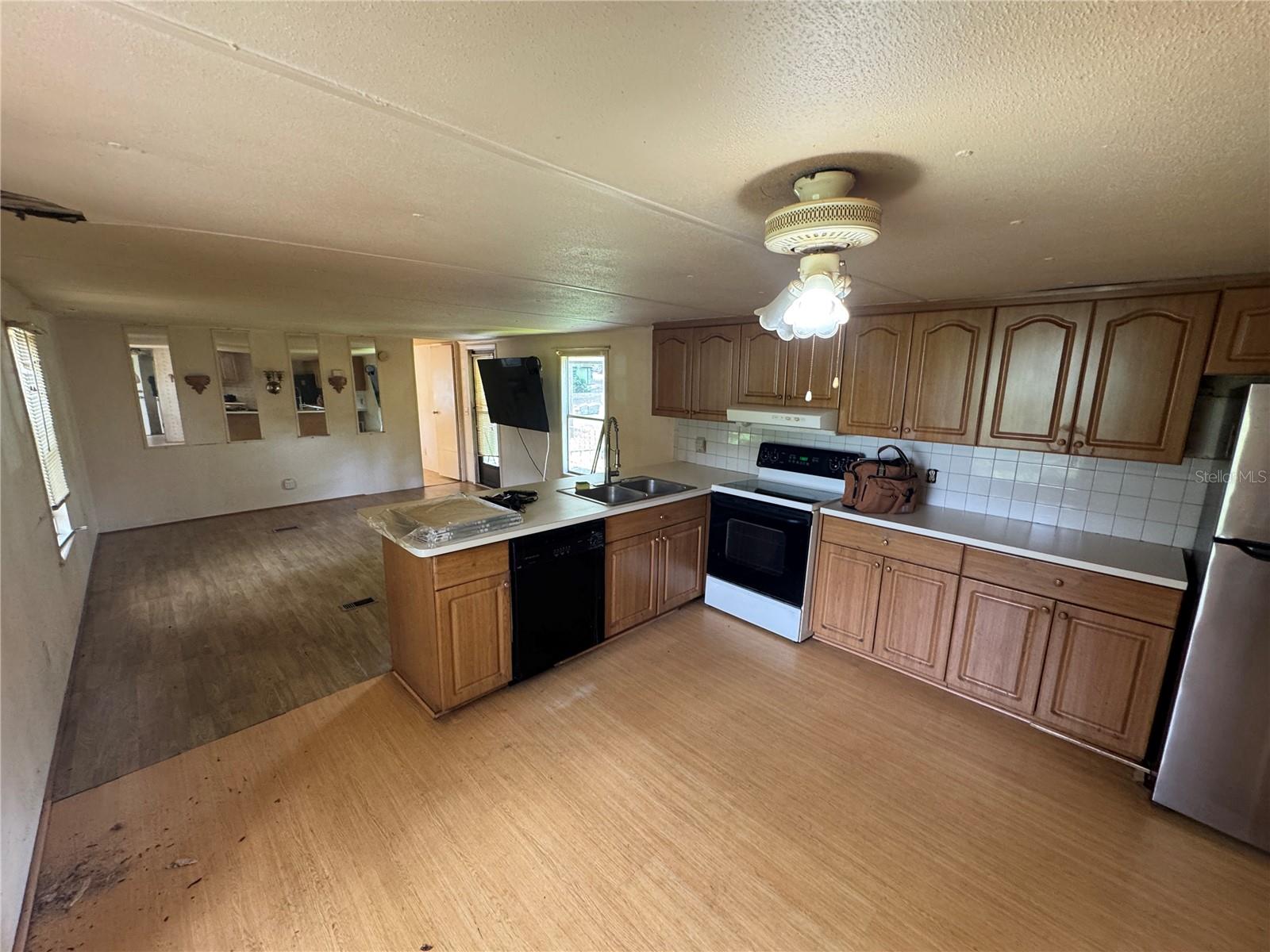 9613 ANDY DR