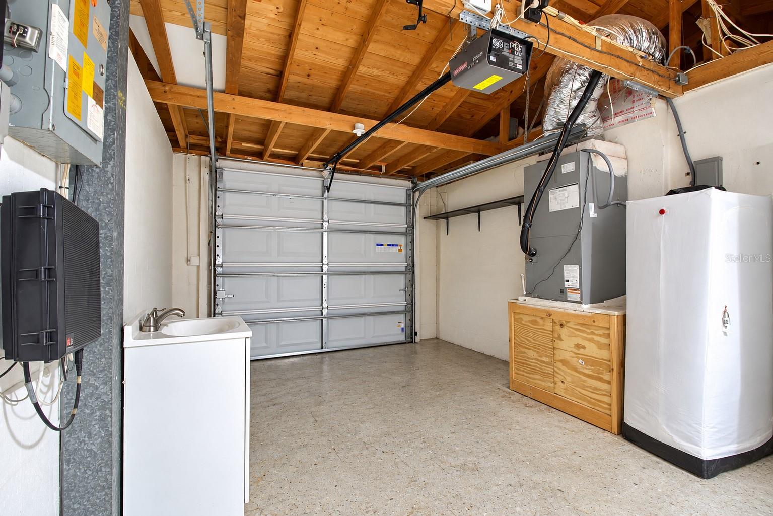 7310 IVANHOE DR