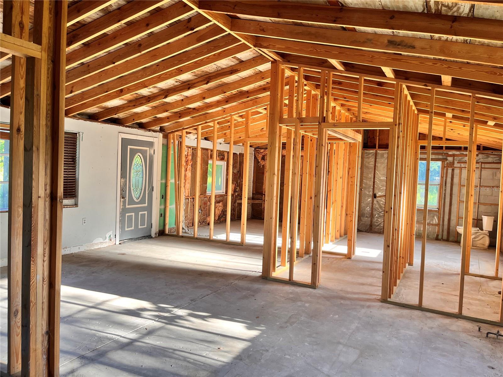 15308 BANJO DR