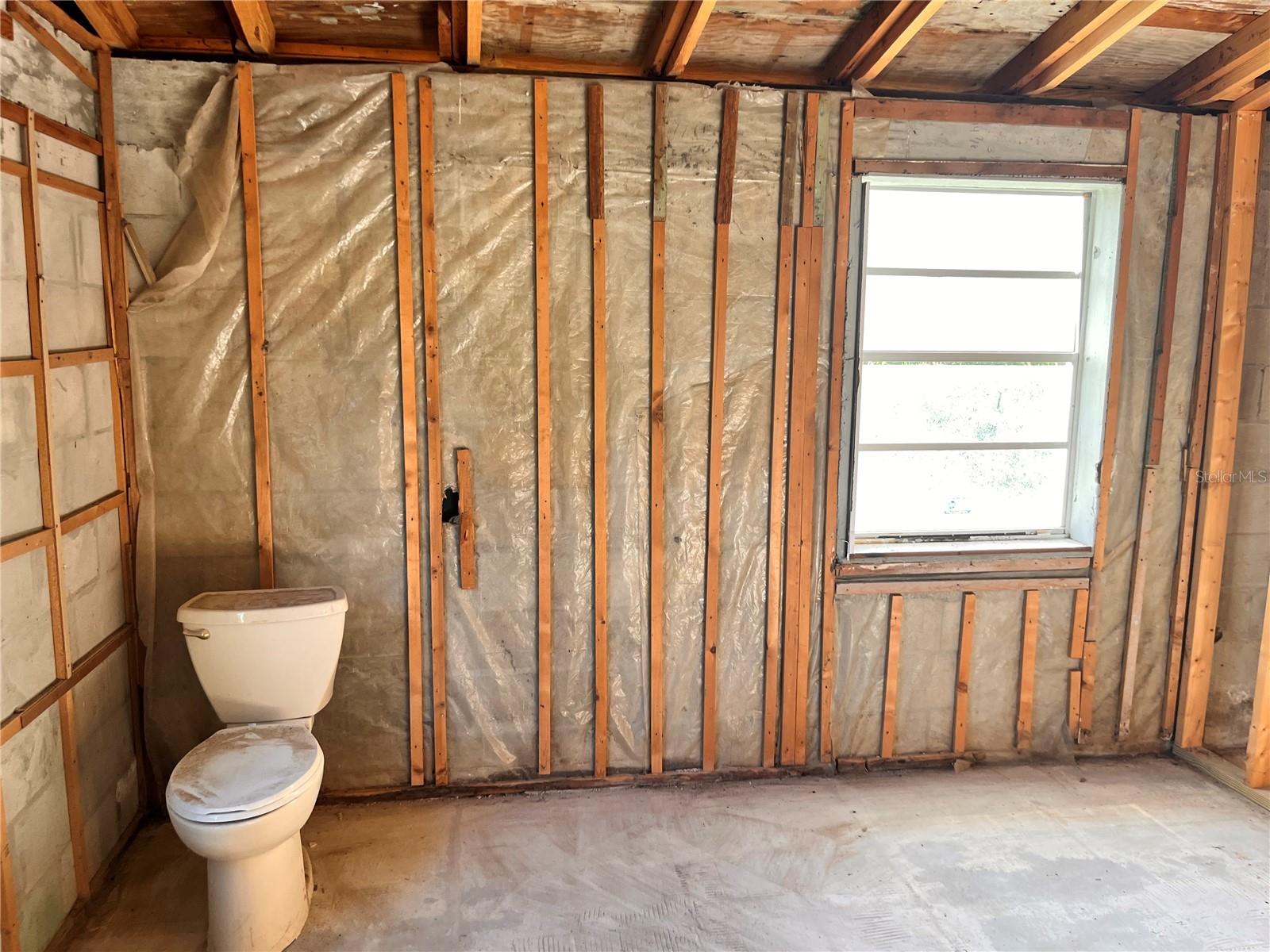 15308 BANJO DR