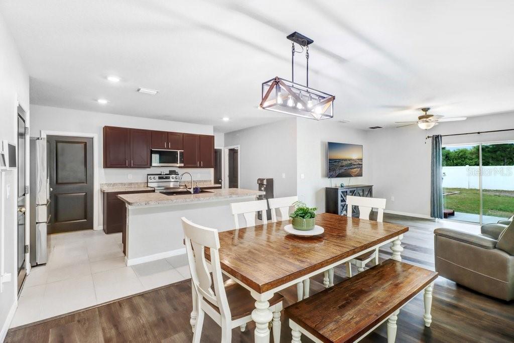 10149 GEESE TRAIL CIR