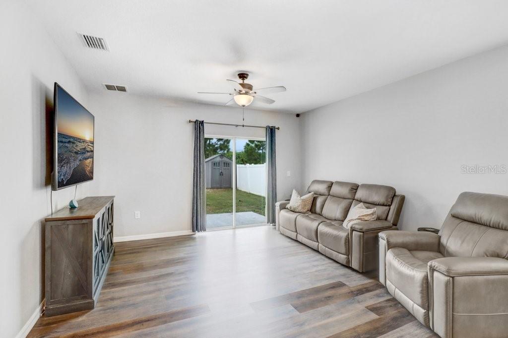 10149 GEESE TRAIL CIR