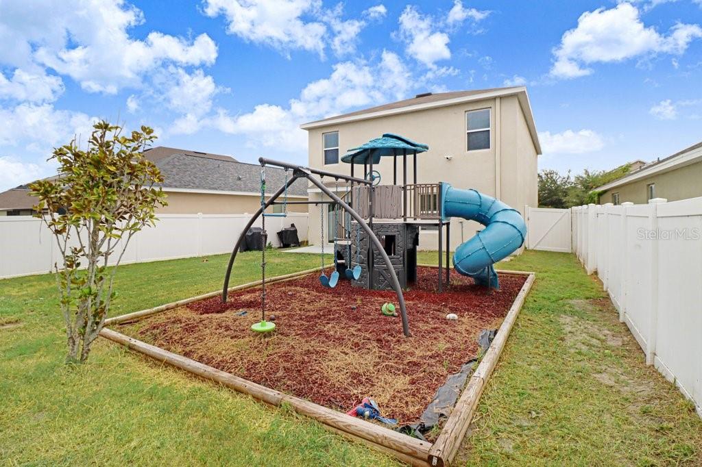 10149 GEESE TRAIL CIR