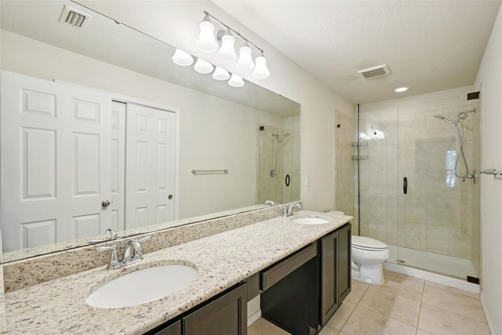 4935 WHITE SANDERLING CT