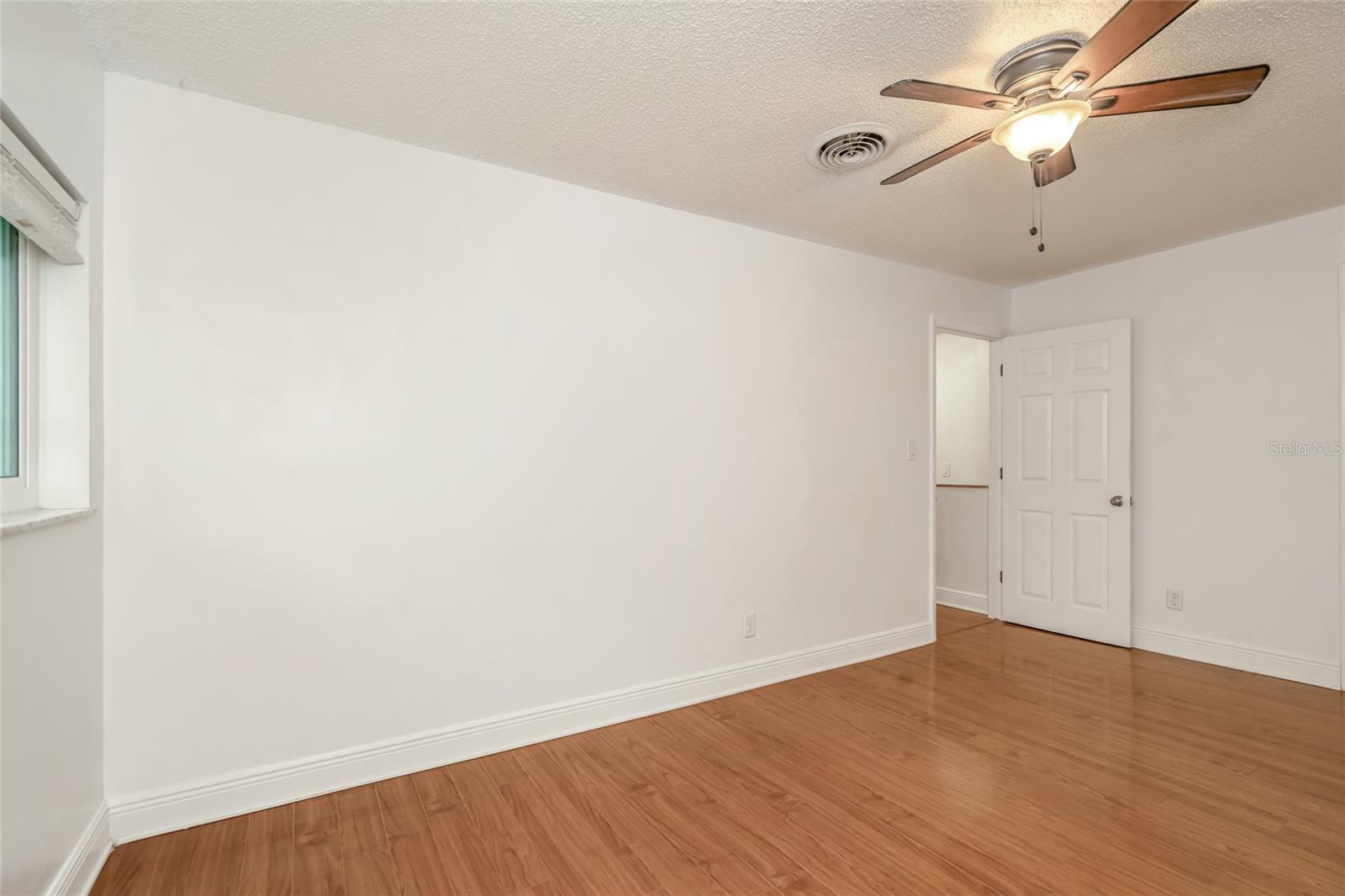 501 E BAY DR #702
