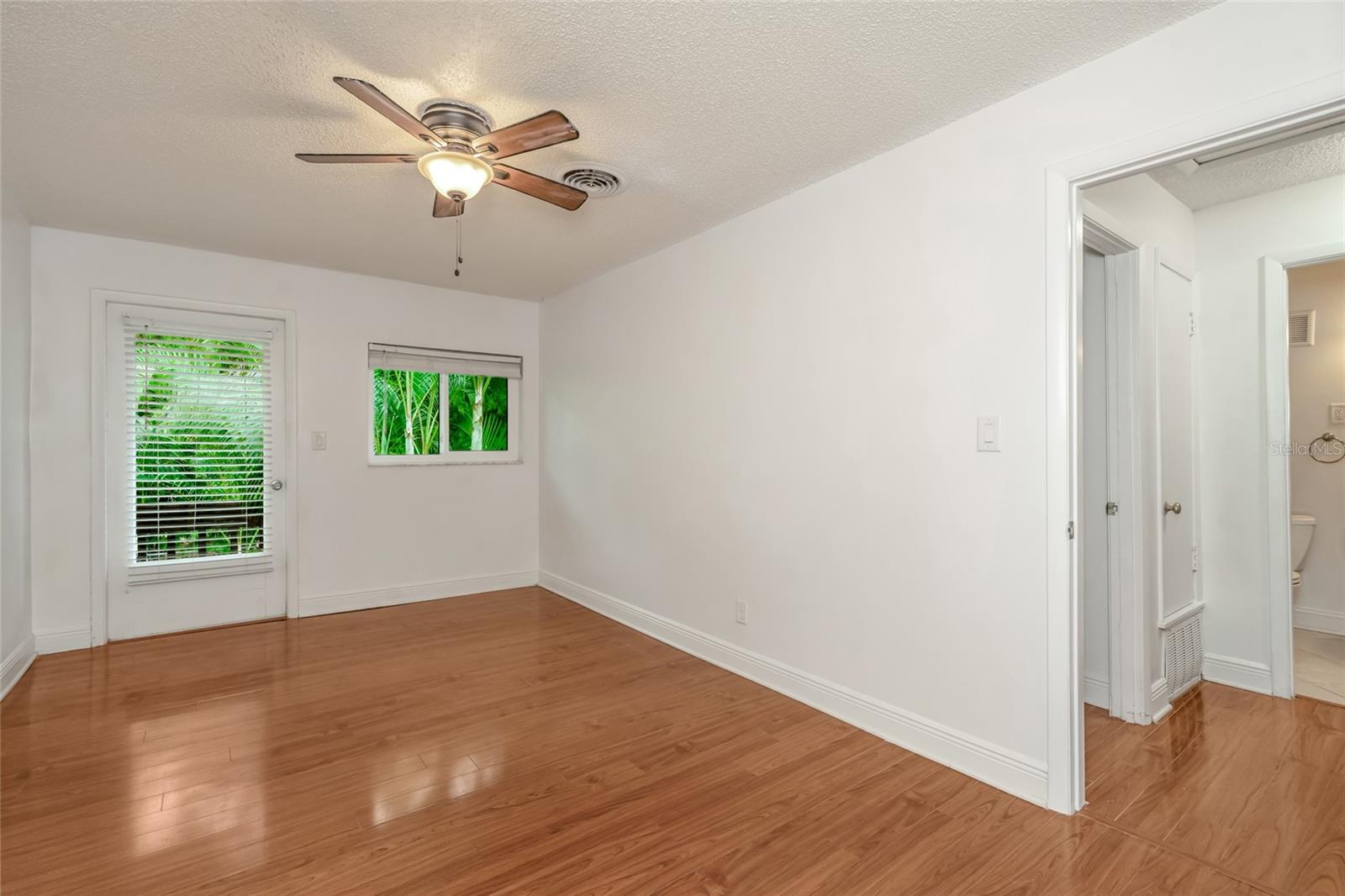 501 E BAY DR #702