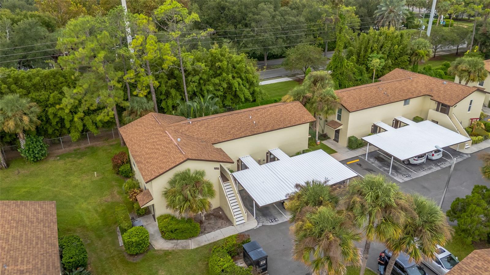 501 E BAY DR #702