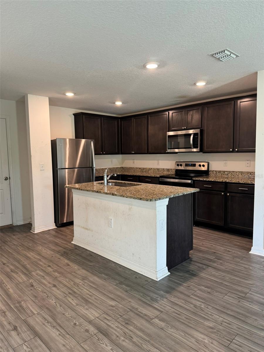 5421 COMPANION LN