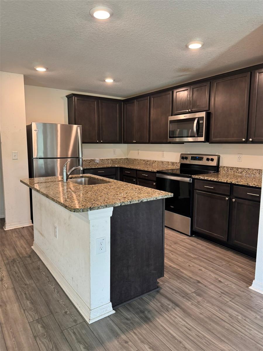 5421 COMPANION LN
