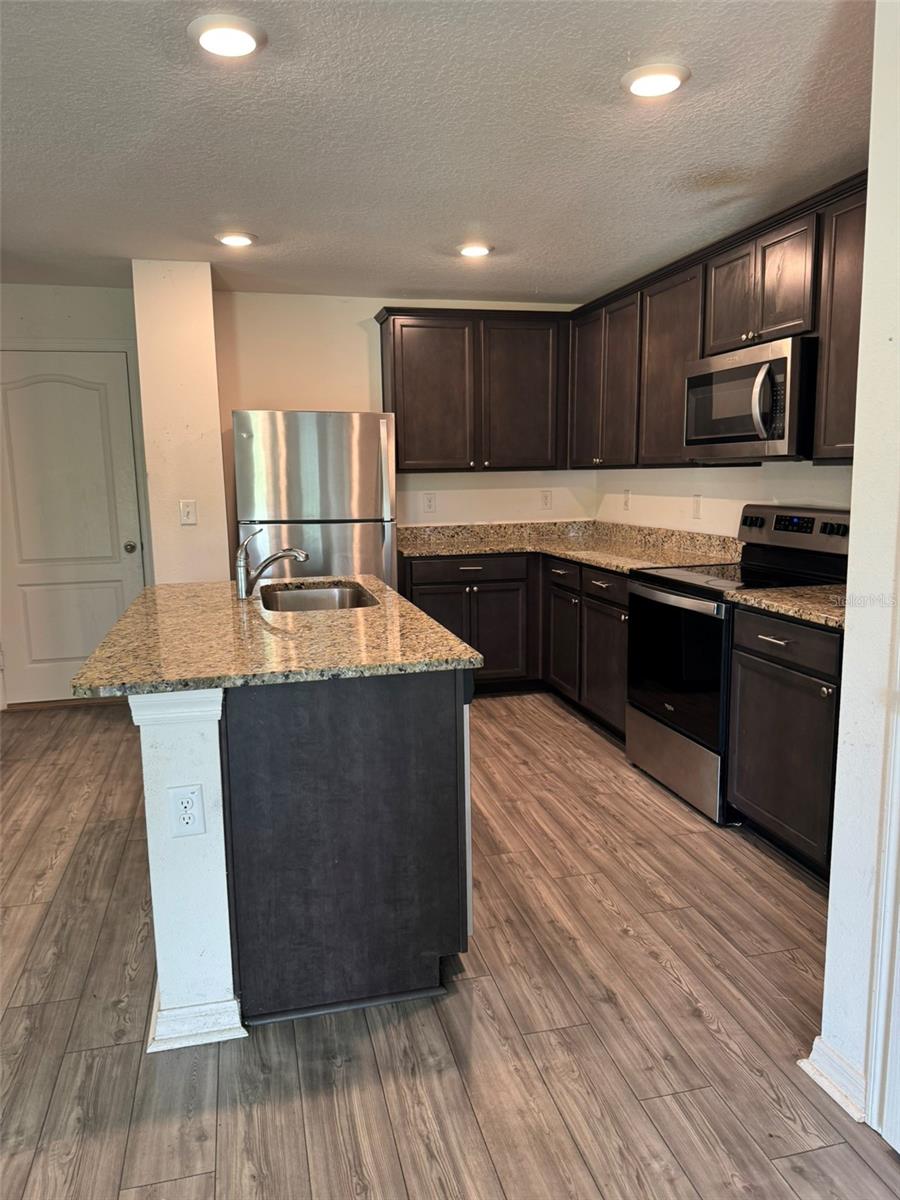 5421 COMPANION LN