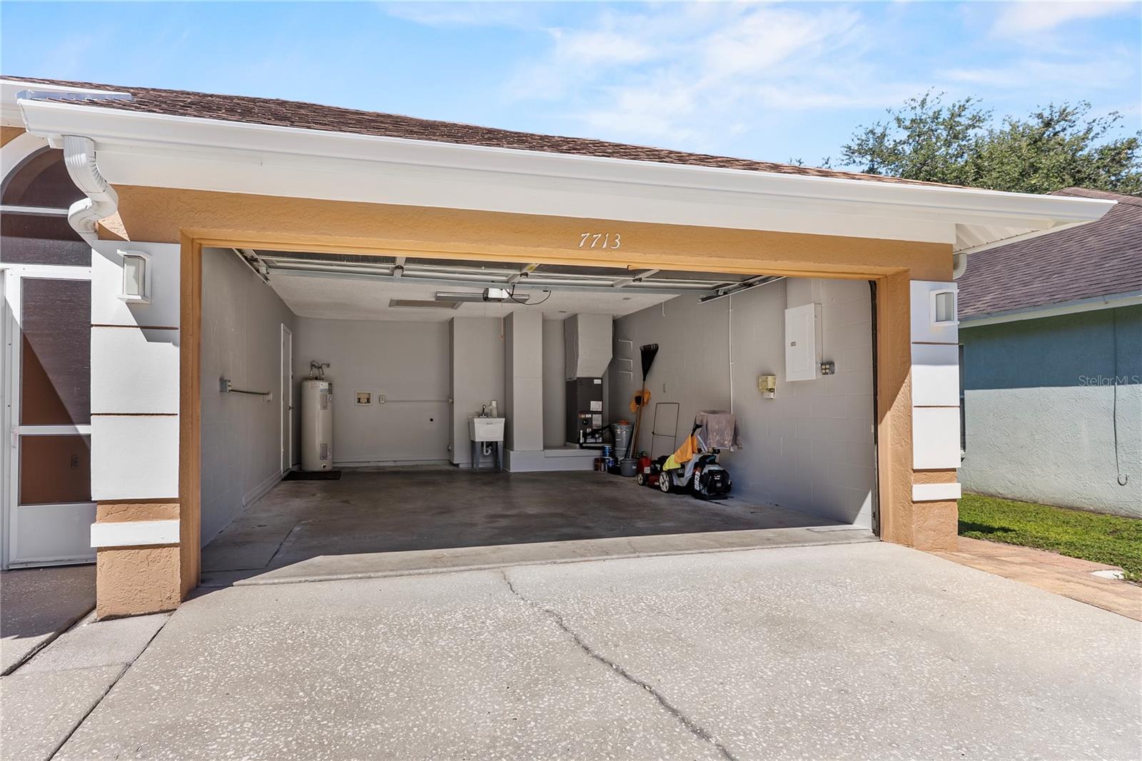 7713 MARBELLA CREEK AVE