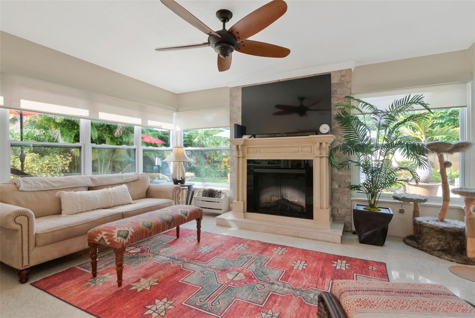 312 KEATING DR