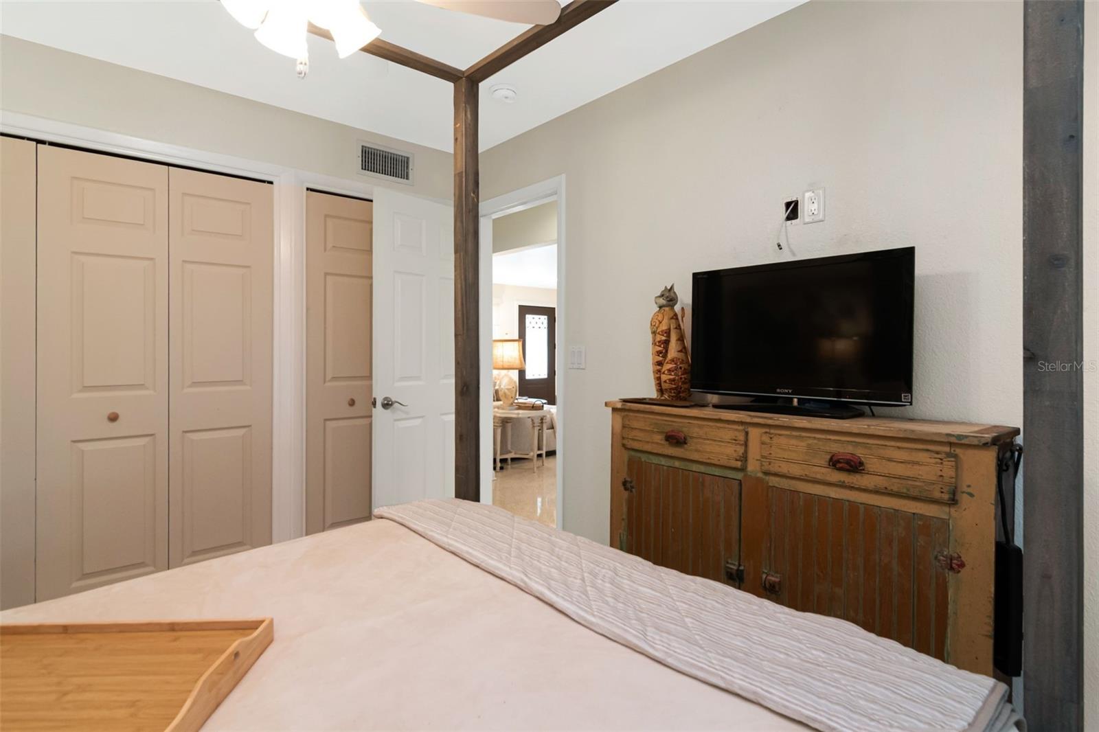 312 KEATING DR