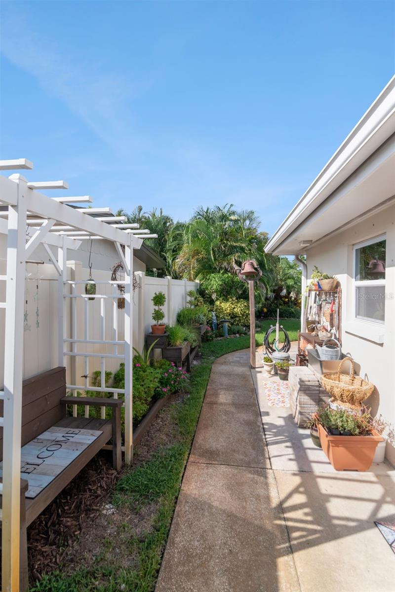 312 KEATING DR