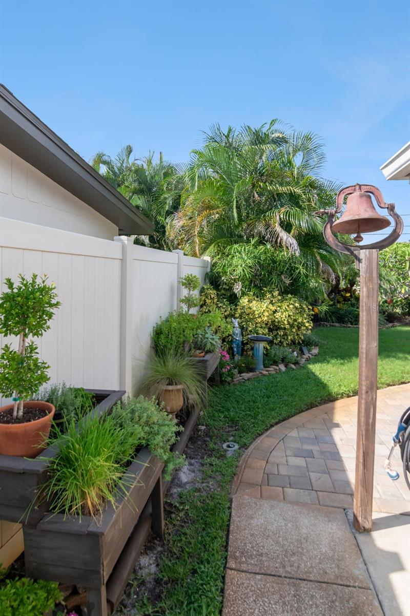 312 KEATING DR