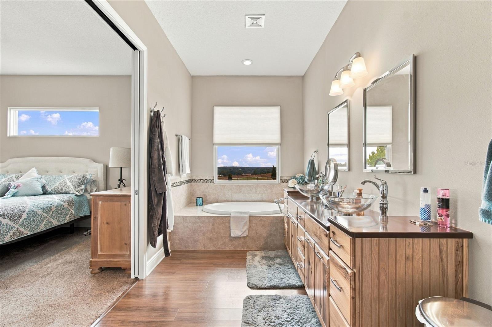 16705 HILLTOP HORIZONS PL