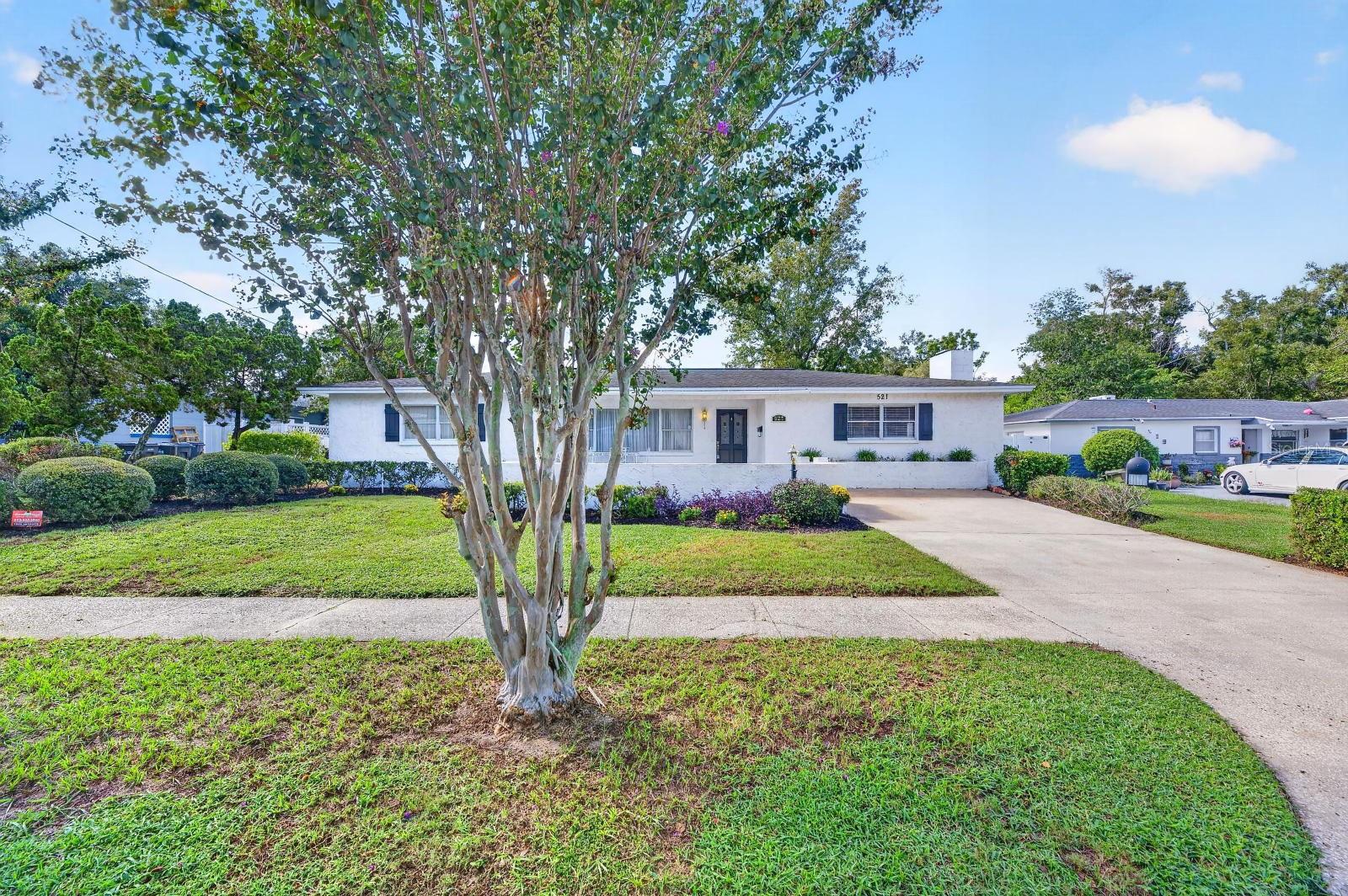 521 S LARRY CIR