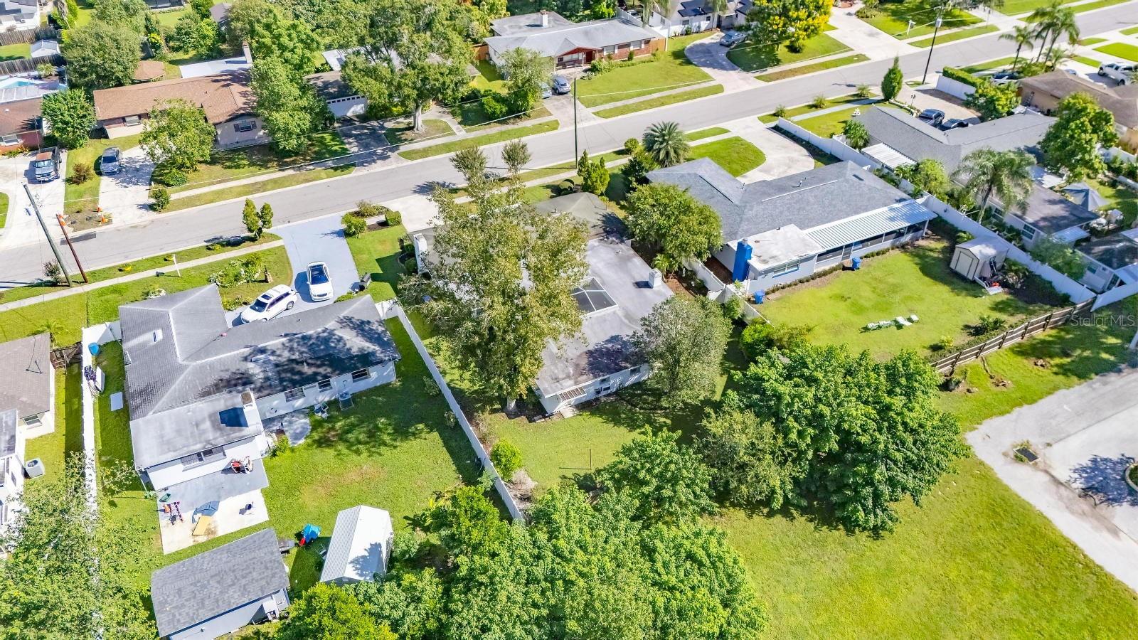 521 S LARRY CIR