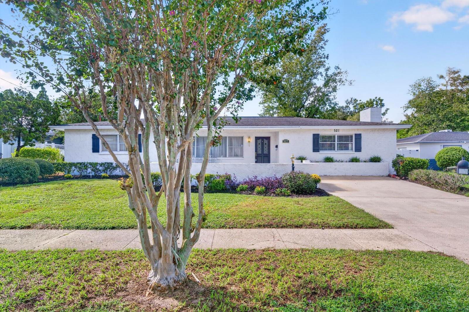521 S LARRY CIR