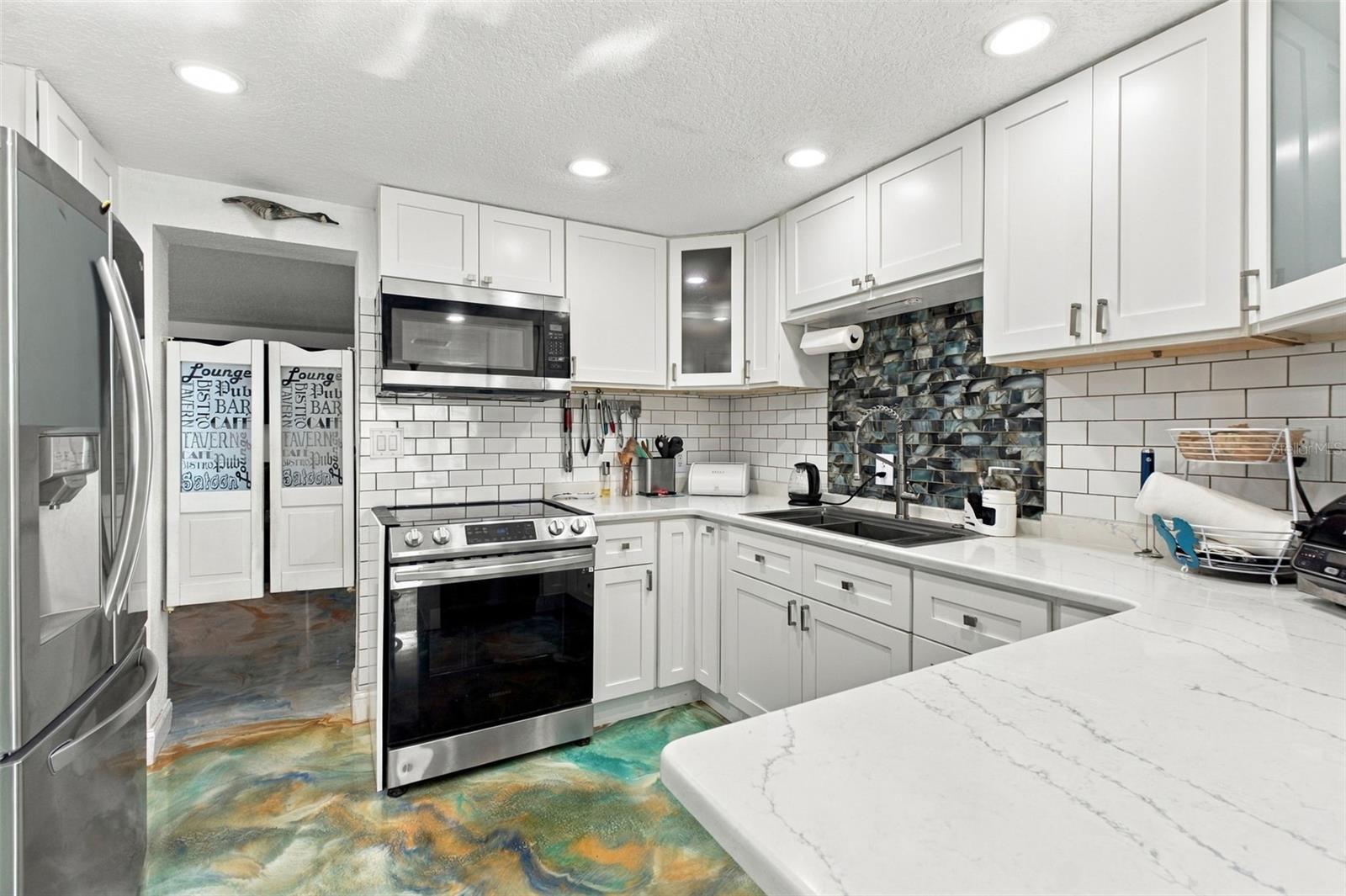 13736 JUDY AVE